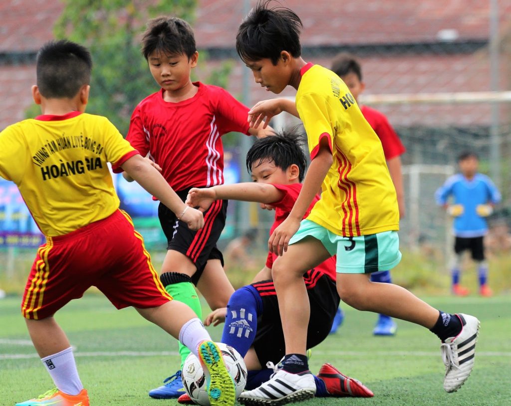 Những cách xin vào CLB bóng đá là gì?