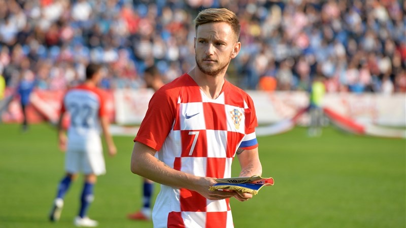 Cầu thủ Ivan Rakitic - Sự cá tính mạnh bên trong vẻ ngoài lãng tử 1 Cầu thủ Ivan Rakitic - Sự cá tính mạnh bên trong vẻ ngoài lãng tử
