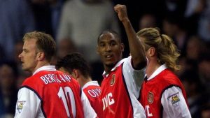 Cầu thủ Nicolas Anelka - Sự ngạo mạn của gã du mục đáng tôn trọng