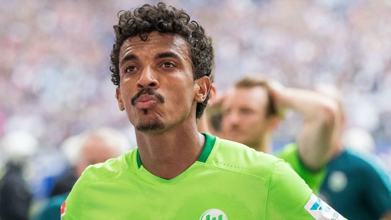 Cầu thủ Luiz Gustavo - Sự nghiệp bị vùi dập bởi Pep Guardiola 1 Cầu thủ Luiz Gustavo - Sự nghiệp bị vùi dập bởi Pep Guardiola